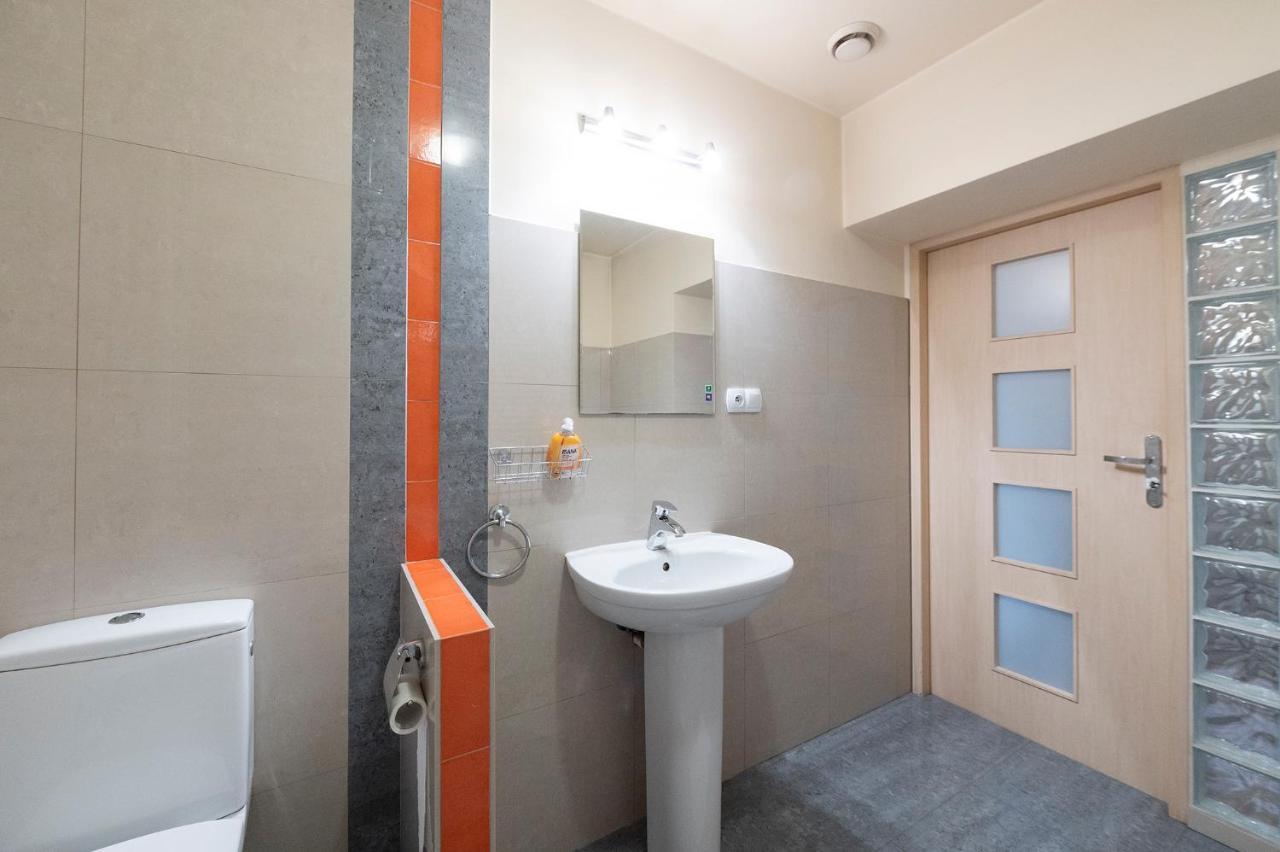 Essence Of Lodz-145M!Central-Secured-Comfy18Ppl!&Freeparking Eksteriør billede