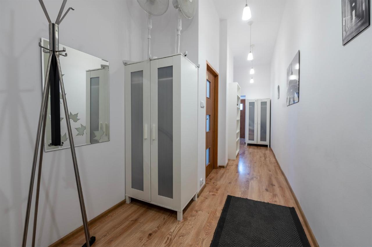 Essence Of Lodz-145M!Central-Secured-Comfy18Ppl!&Freeparking Eksteriør billede